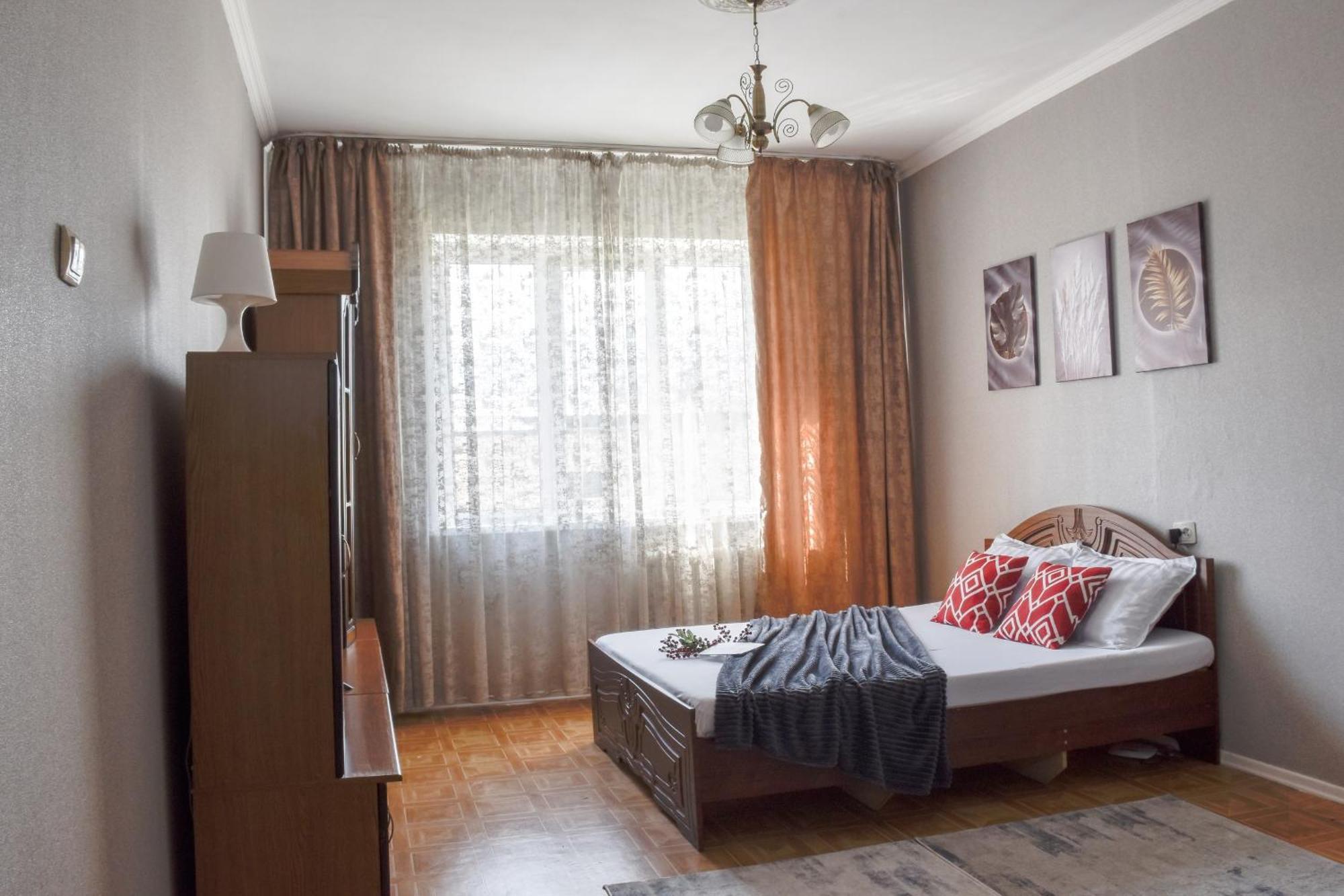 Yourhouse Микрорайон Жетысу-2, Дом 69 アルマトイ エクステリア 写真