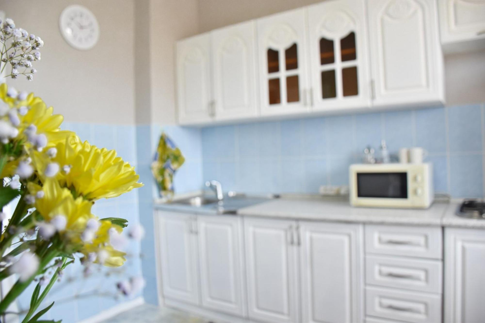Yourhouse Микрорайон Жетысу-2, Дом 69 アルマトイ エクステリア 写真
